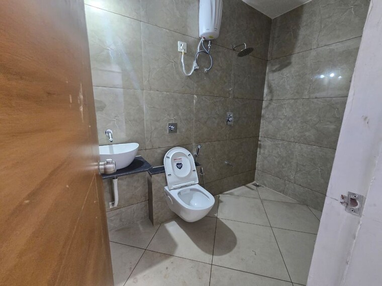 Bathroom, harni 3 Bedroom 1710 Sq.Ft. Apartment In Harni Vadodara 9719157
