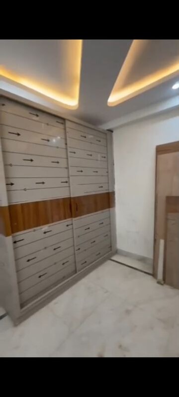 Room in 2 BHK Builder Floor at Sector 1 Vaishali – for Sale