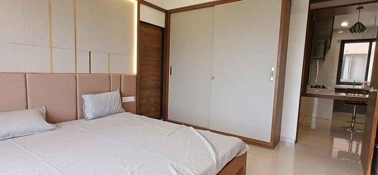 Room, sama savli road 3 Bedroom 1780 Sq.Ft. Apartment In Sama Savli Road Vadodara 9719164