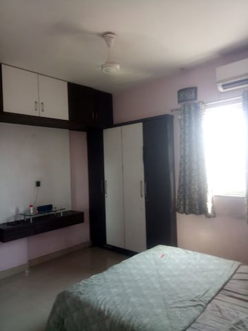 Room in 2 BHK Apartment at Shriram Nagar CHS, Aundh – for Rent
