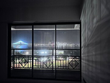 Room in 3 BHK Apartment at Sugee Indira, Dadar West – for Rent