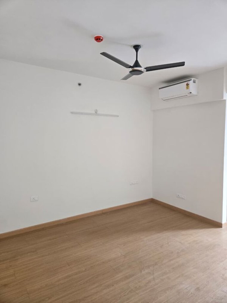 Bedroom, godrej-woods 3 Bedroom 2088 Sq.Ft. Apartment In Sector 43 Noida 9719257