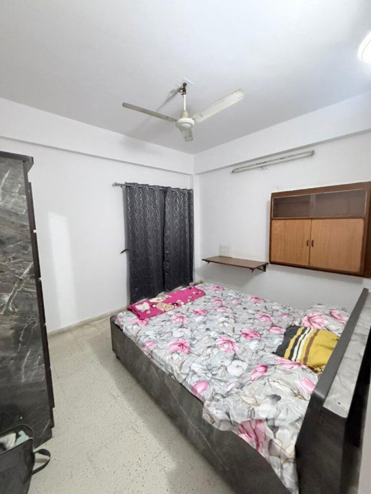Bedroom, saiyed vasna 3 Bedroom 1300 Sq.Ft. Apartment In Saiyed Vasna Vadodara 9719267