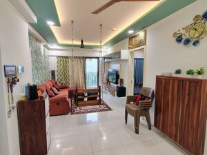 Living Room in 2 BHK Apartment at Amanora Gold Towers, Hadapsar – for Sale