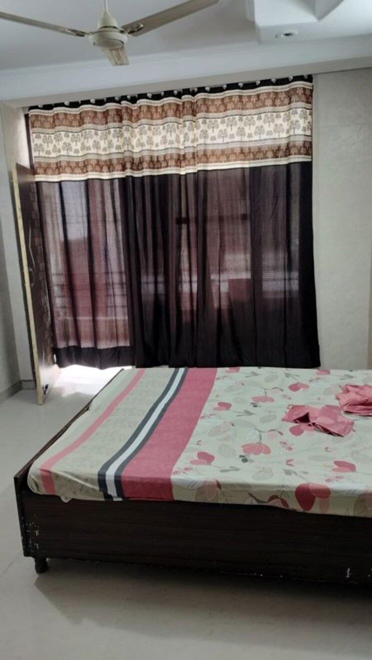 Bedroom, surya-towers-zirakpur 2 Bedroom 1250 Sq.Ft. Apartment In Lohgarh Zirakpur 9705160