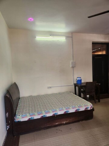 Bedroom in 1 BHK Independent House at Vineet Khand – for Rent
