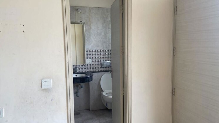 Bathroom, ambala highway 3 Bedroom 1500 Sq.Ft. Apartment In Ambala Highway Zirakpur 9702740
