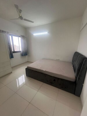 Bedroom in 1 BHK Apartment at Amanora Gold Towers, Hadapsar – for Sale