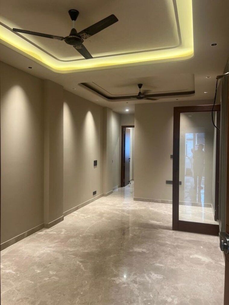 Room, shipra-suncity 2 Bedroom 955 Sq.Ft. Builder Floor In Vaibhav Khand Ghaziabad 9719648