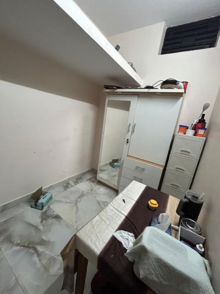 Room, jankipuram 3 Bedroom 1800 Sq.Ft. Independent House In Jankipuram Lucknow 9719783