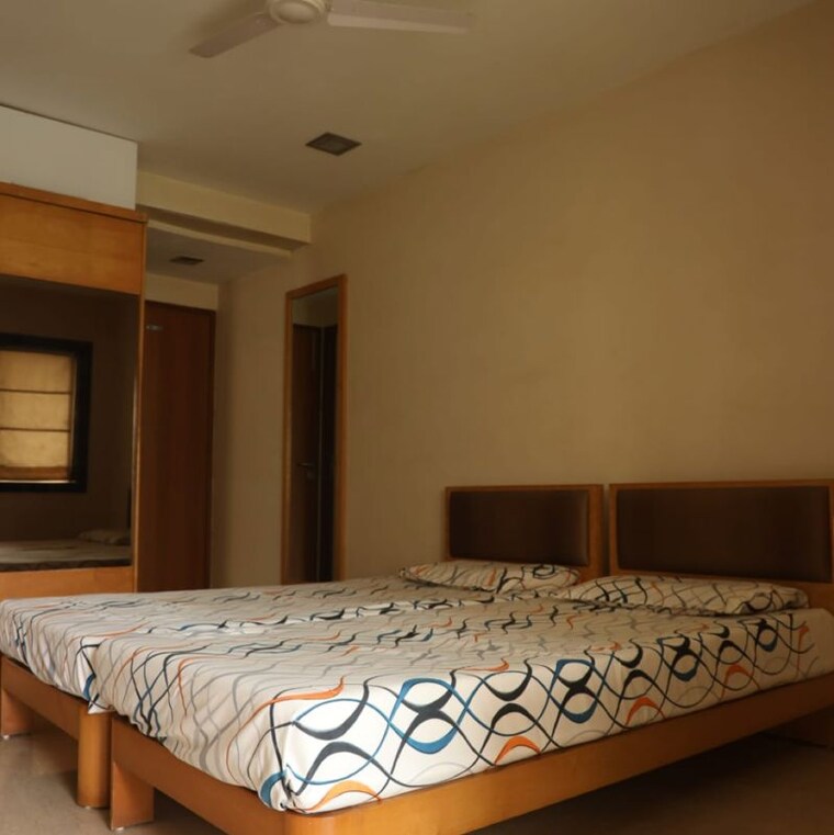 Bedroom, cumbala hill 2 Bedroom 823 Sq.Ft. Apartment In Cumbala Hill Mumbai 9719803