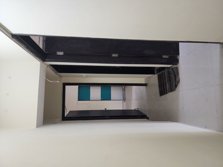 undefined, sanman-chs-andheri-west 2 Bedroom 650 Sq.Ft. Apartment In Andheri West Mumbai 9719830