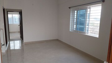 Room in 2 BHK Apartment at Gulimangala – for Rent