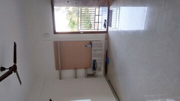 Room in 2 BHK Apartment at Gulimangala – for Rent