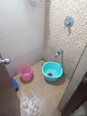Bathroom in 1 BHK Apartment at Dombivli East – for Rent