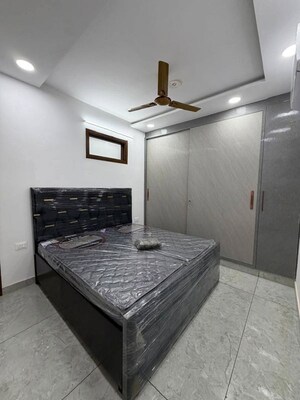 Bedroom in 2 BHK Apartment at Saket – for Rent