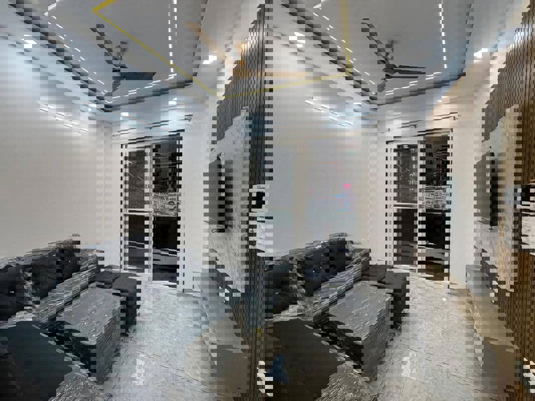 2 BHK Apartment For Rent in Saket