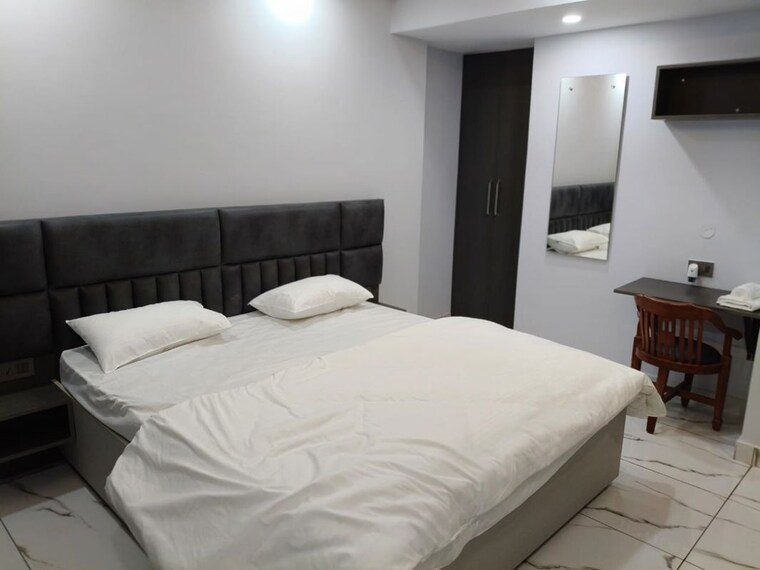 Bedroom, piramal-aranya 4 Bedroom 2852 Sq.Ft. Apartment In Byculla Mumbai 9719916