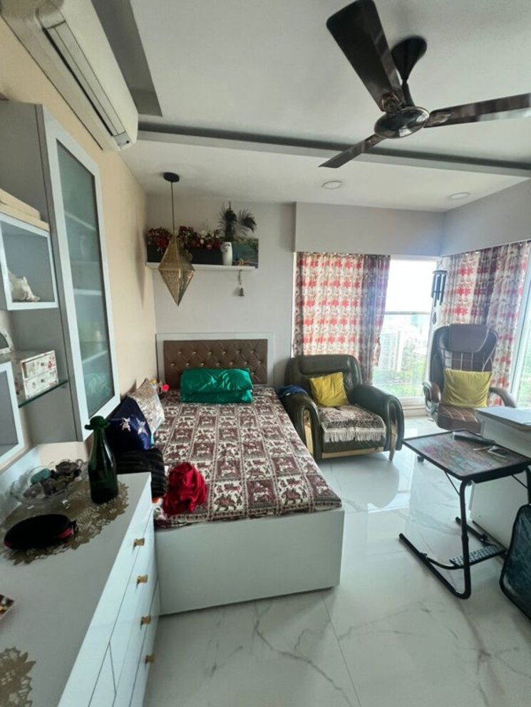 Team Area, rna-ng-eclat 2 Bedroom 806 Sq.Ft. Apartment In Andheri West Mumbai 9719977