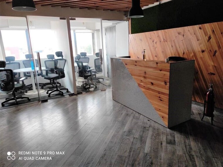  Parking, aundh Commercial Office Space 4600 Sq.Ft. In Aundh Pune 9720000
