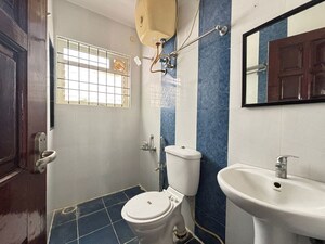 Master Bedroom in 2 BHK Builder Floor at New Thippasandra – for Rent