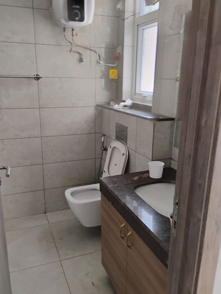 Kitchen, emaar-palm-gardens 3 Bedroom 1900 Sq.Ft. Apartment In Sector 83 Gurgaon 9720022