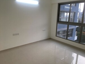 Room in 3 BHK Apartment at Anmol Fortune, Goregaon East – for Rent