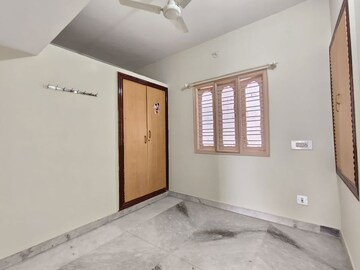 Room in 2 BHK Independent House at New Thippasandra – for Rent