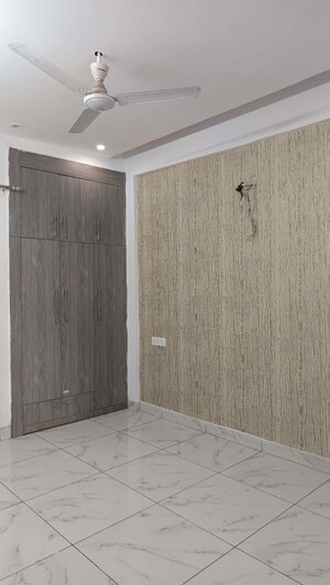 Room in 3 BHK Builder Floor at Dhakoli – for Sale