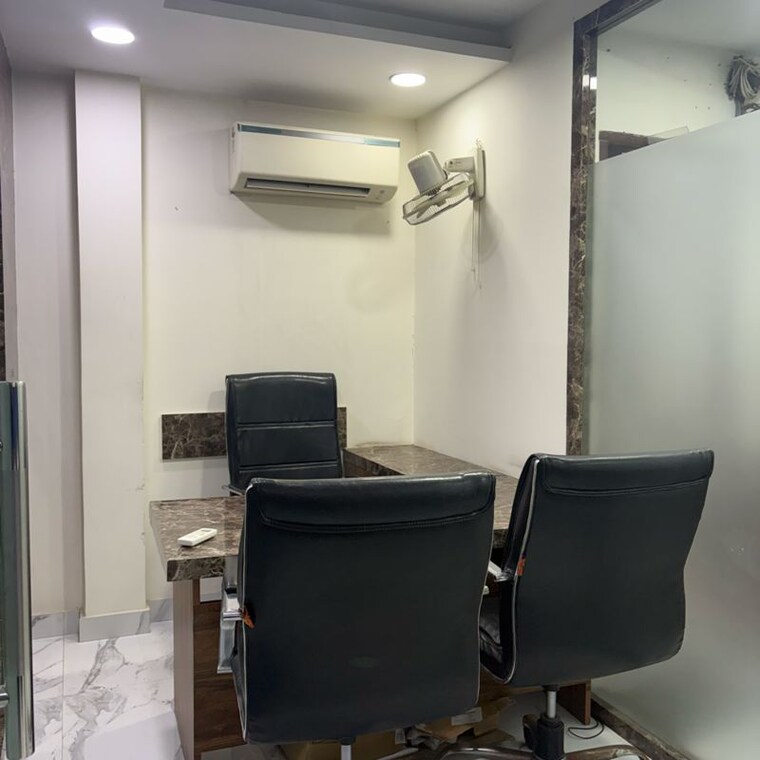 Team Area, netaji subhash place Commercial Office Space 752 Sq.Ft. In Netaji Subhash Place Delhi 9720167