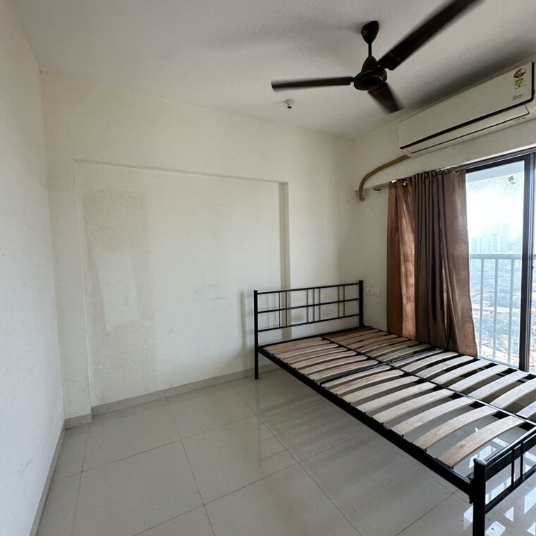 Bedroom, goregaon east 1 Bedroom 585 Sq.Ft. Apartment In Goregaon East Mumbai 9720270