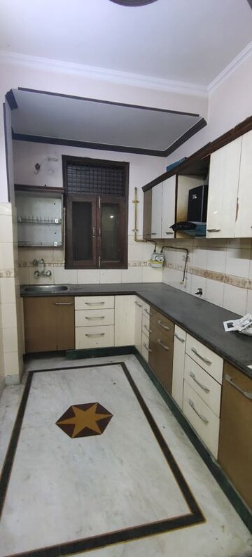 Kitchen in 3 BHK Apartment at Dwarka Mor – for Rent
