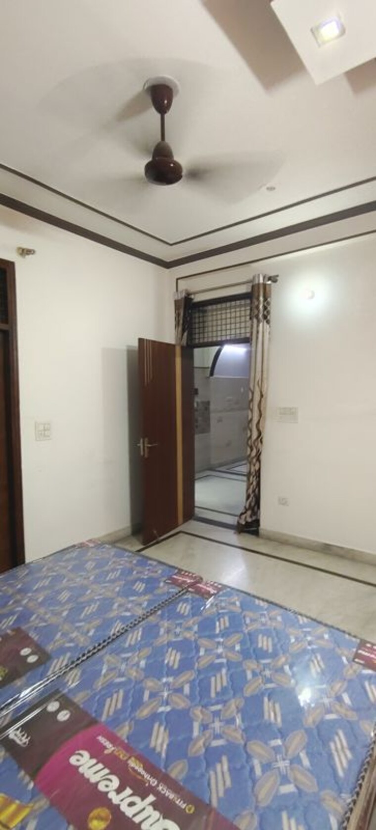 Room, dwarka mor 3 Bedroom 1210 Sq.Ft. Apartment In Dwarka Mor Delhi 9720280