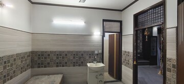  3 BHK Apartment at Dwarka Mor – for Rent