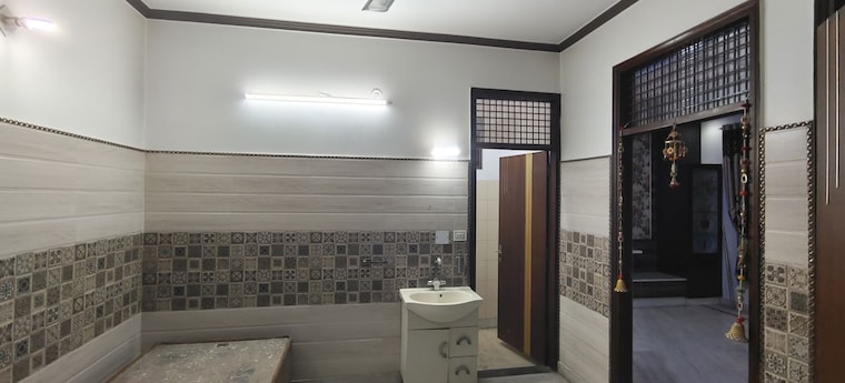 Other, dwarka mor 3 Bedroom 1210 Sq.Ft. Apartment In Dwarka Mor Delhi 9720280