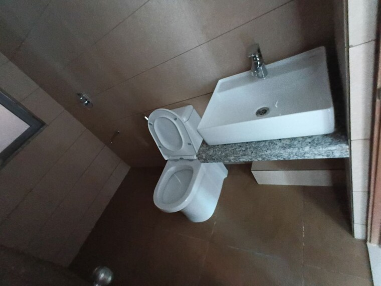 Bathroom, kalpataru-immensa-b 2 Bedroom 663 Sq.Ft. Apartment In Kolshet Road Thane 9720327