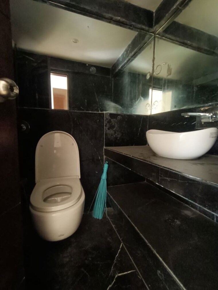 Bathroom, rna-continental 3 Bedroom 1785 Sq.Ft. Apartment In Chembur Mumbai 9720328