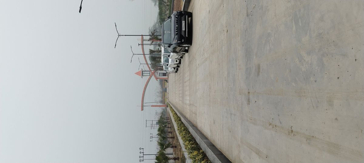 Plot For Sale in Ajhai Khurd