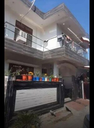 2 BHK Independent House For Rent in Adil Nagar