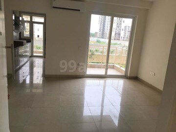 Room in 3 BHK Apartment at Emaar Palm Gardens, Sector 83 – for Sale