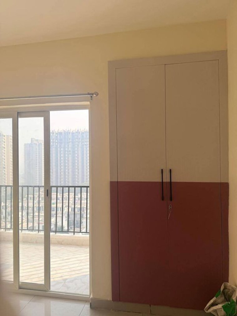 Room, gaur-city-2-12th-avenue 2 Bedroom 1055 Sq.Ft. Apartment In Sector 16c Greater Noida Greater Noida 9720642