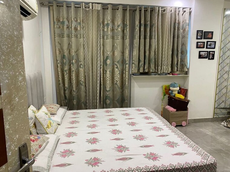 Bedroom, chattarpur 3 Bedroom 1500 Sq.Ft. Apartment In Chattarpur Delhi 9720655