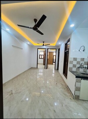 Room in 2 BHK Builder Floor at Chattarpur – for Rent