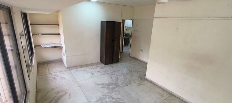 Bedroom, khar west 1 Bedroom 500 Sq.Ft. Apartment In Khar West Mumbai 9717926