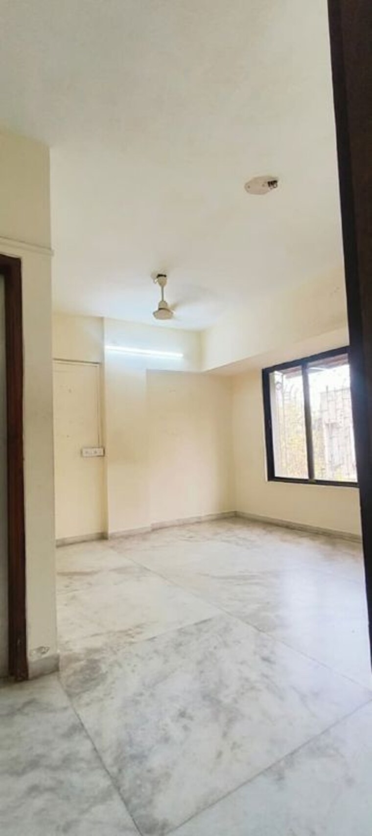 Living Room, khar west 1 Bedroom 500 Sq.Ft. Apartment In Khar West Mumbai 9717926