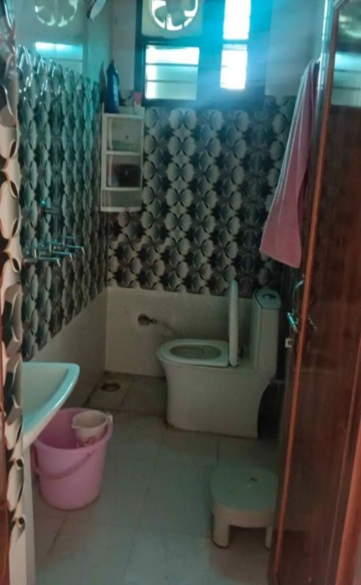 Bathroom, dhakoli 3 Bedroom 117 Sq.Yd. Apartment In Dhakoli Zirakpur 9720641