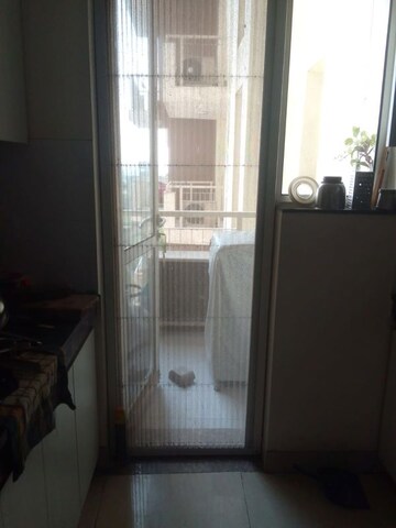 Room in 2 BHK Apartment at M3M Woodshire, Sector 107 – for Rent