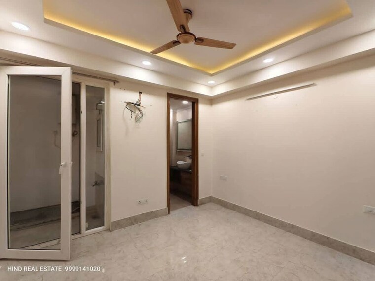 Room, saket 3 Bedroom 1500 Sq.Ft. Apartment In Saket Delhi 9720722