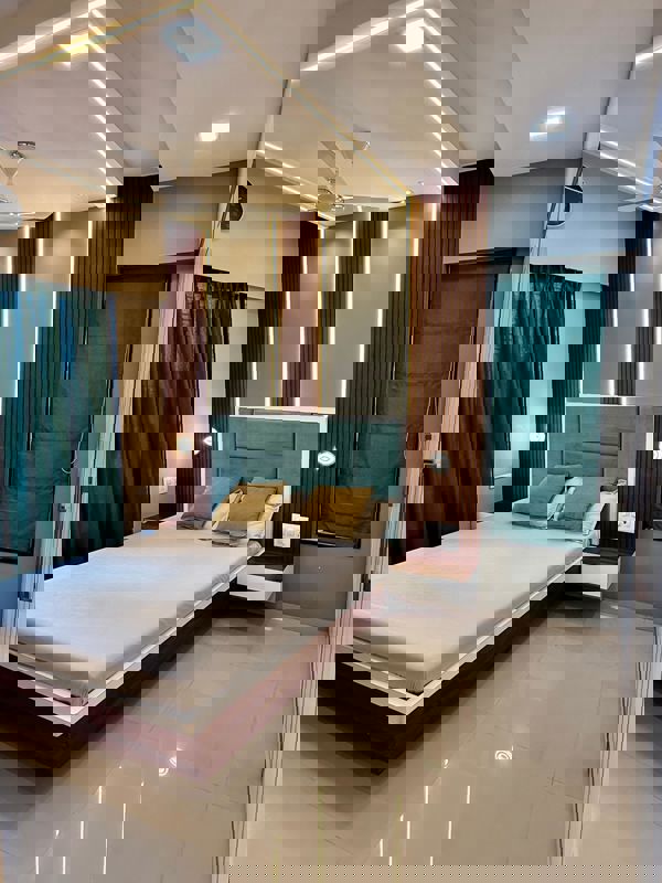 5 BHK 5000 Sq.Ft. Penthouse in K Raheja Vivarea