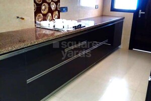 Furnished Amenities in 3 BHK Builder Floor at Ansal Esencia - Amara Villas, Sector 67 – for Sale